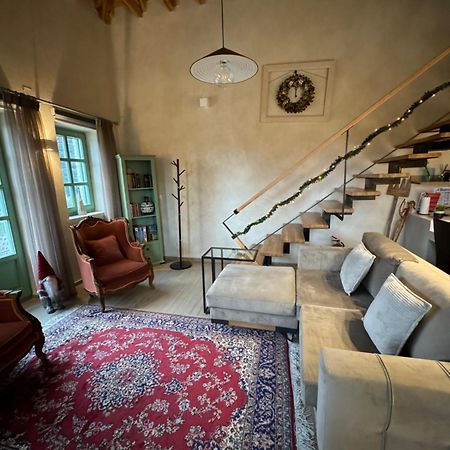 Ferienwohnung Aristi Boutique Stonehouse With Attic Exterior foto