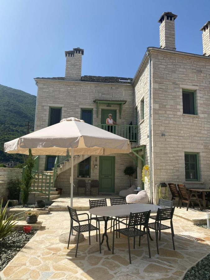 Ferienwohnung Aristi Boutique Stonehouse With Attic Exterior foto